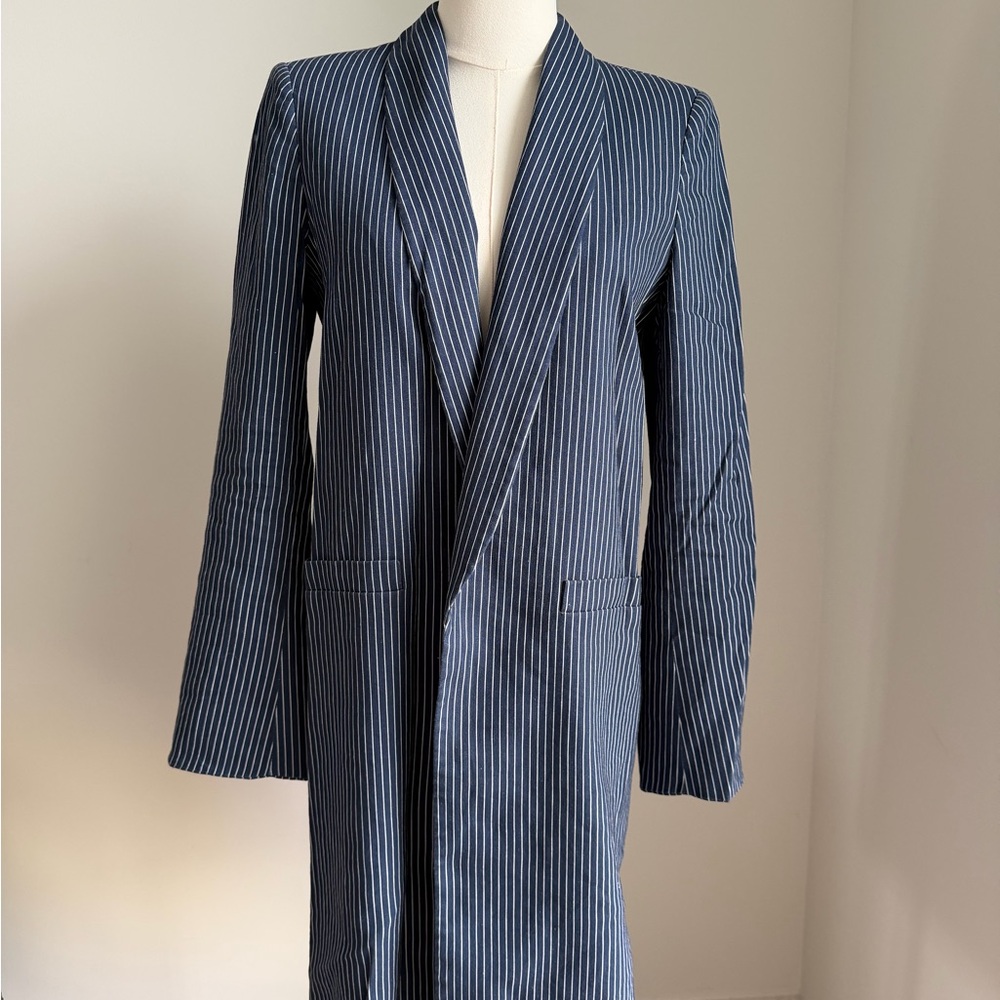 Alice + Olivia Oversized Pinstripe Long Blazer — Navy/White, Size S/P